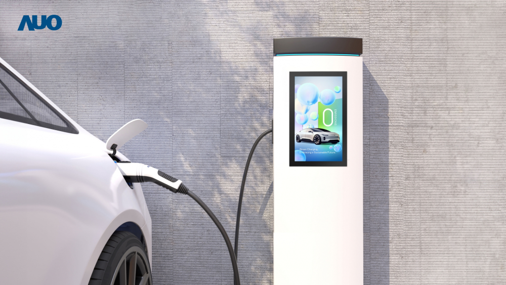 友達〝EVSE車用充電樁解決方案〞專為電動汽車充電樁設計，具有高亮度、克服戶外艱難環境的耐溫、耐紫外線等特性，並搭載散熱性及擴充性強的高效能工業電腦，可實現人機互動訴求，如資訊顯示、支付等應用