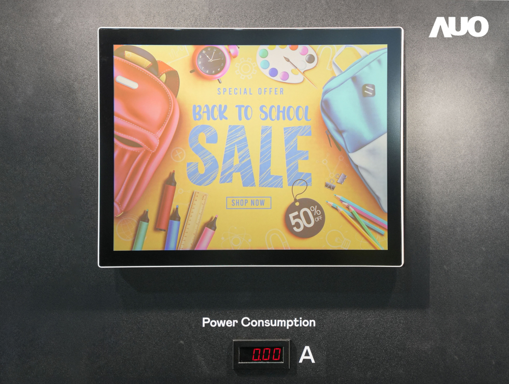 悟空体育展示胆固醇液晶超低耗能户外全彩显示器，ChLC（胆固醇液晶）以双稳态技术使静态显示零功耗，具省电、高彩度、环保的特性，还整合软硬件系统解决方案，可透过单一云端平台管理